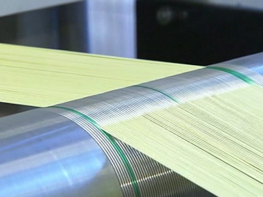 PE/PP連續(xù)芳綸纖維增強(qiáng)熱塑性單向預(yù)浸帶生產(chǎn)線(CFRT-UD 帶)